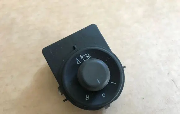 Opel Zafira C Wiper switch 13271833