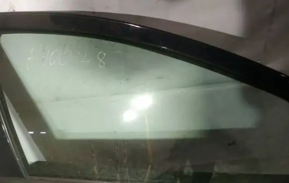 Fiat Punto (188) Front door window glass four-door as2