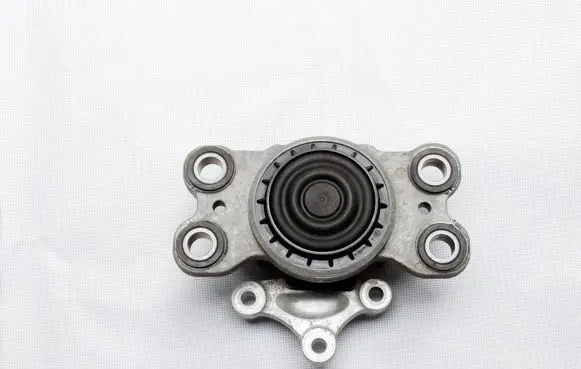 Volvo V60 Engine mount bracket P31262710