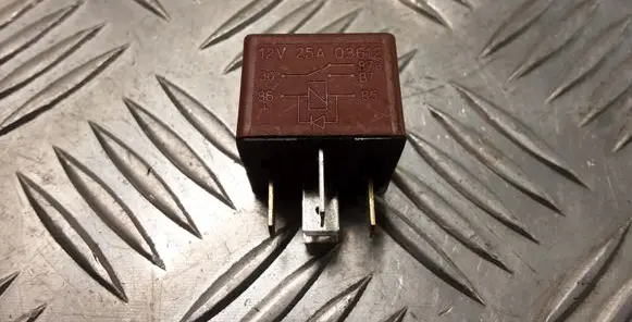 Renault Clio II Other relay 03612