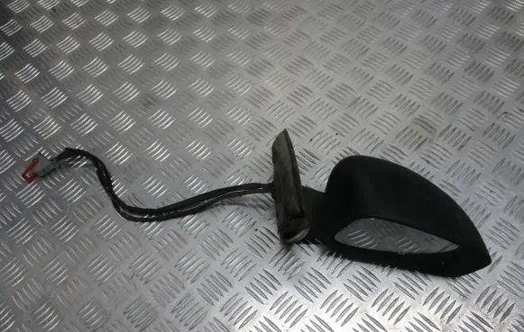 Fiat Stilo Front door electric wing mirror 
