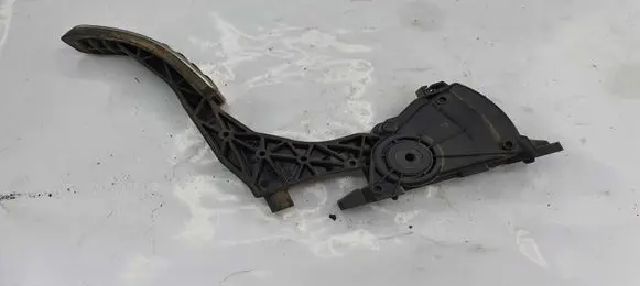 Clutch pedal
