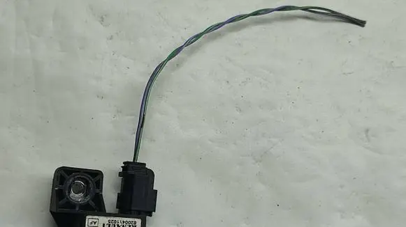 Renault Megane II Airbag deployment crash/impact sensor 8200411025 601298200