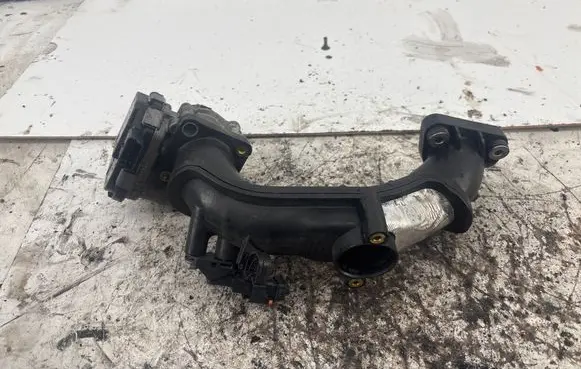 Peugeot 308 Throttle valve 28275019