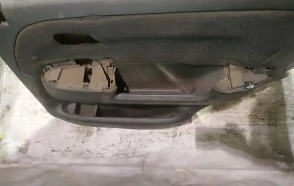 Honda CR-V Rear door card panel trim