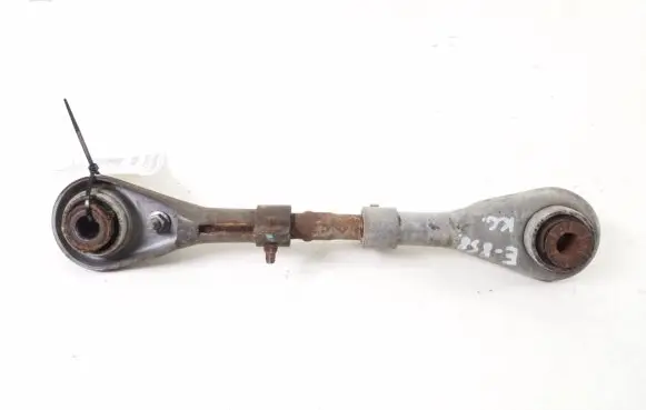 Rear control arm