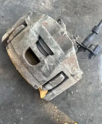 Audi A6 S6 C6 4F Front brake caliper