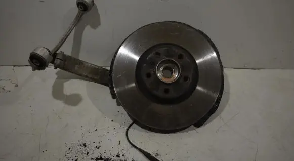 BMW X5 E70 Front wheel hub spindle knuckle