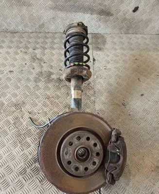 Volkswagen PASSAT B6 Front wheel hub spindle knuckle 230305
