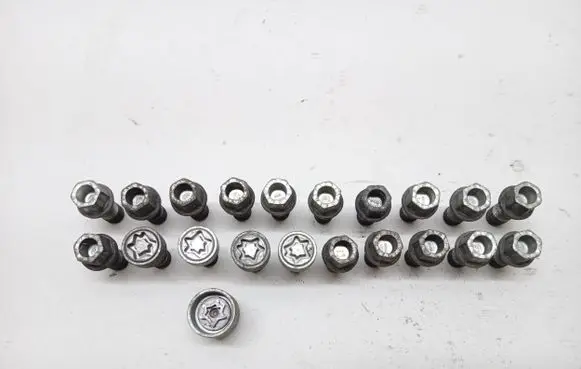 Skoda Fabia Mk3 (NJ) Nuts/bolts 