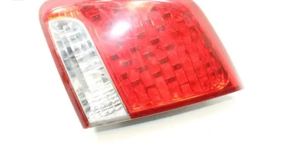 KIA Sorento Tailgate rear/tail lights