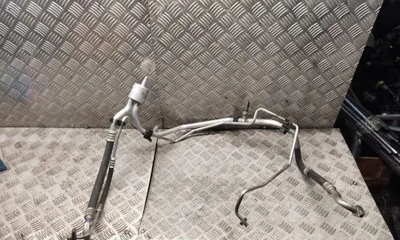Peugeot 308 Air conditioning (A/C) pipe/hose 9684368380