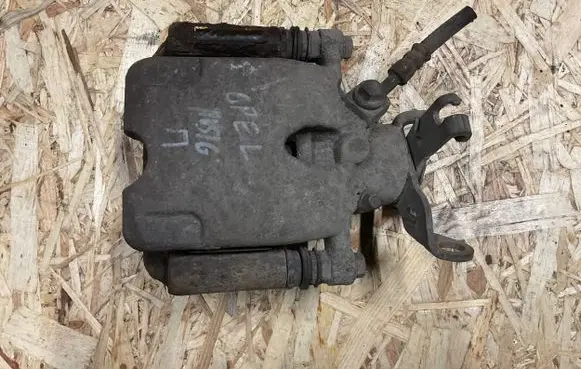 Opel Insignia A Rear brake caliper 22752384
