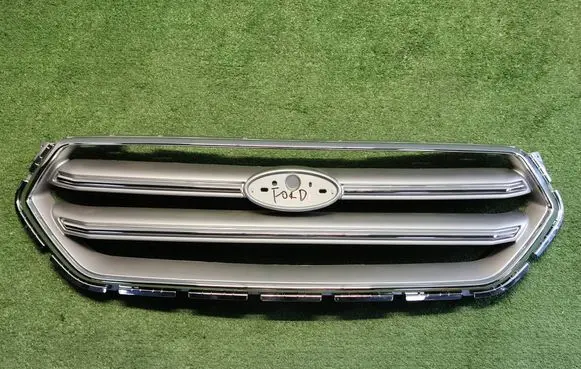 Ford Kuga II Front grill GV448200DDANEK GV448200D
