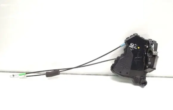 Suzuki Grand Vitara II Front door lock 6091522