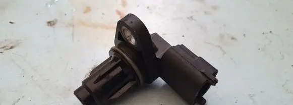 KIA Sportage Crankshaft speed sensor 393002F000 4B64203Y