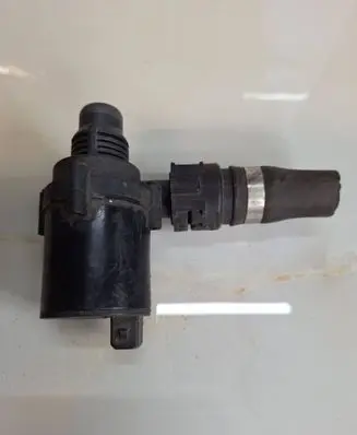 BMW X5 F15 Electric auxiliary coolant/water pump 9197085 702078340 1721366