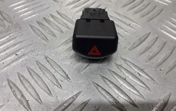 Nissan Micra Hazard light switch 06019