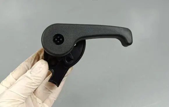 Hyundai Tucson IV NX4 Engine bonnet (hood) release handle