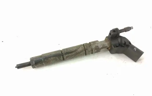 Mercedes-Benz E W212 Fuel injector 6420701187 A6420701187