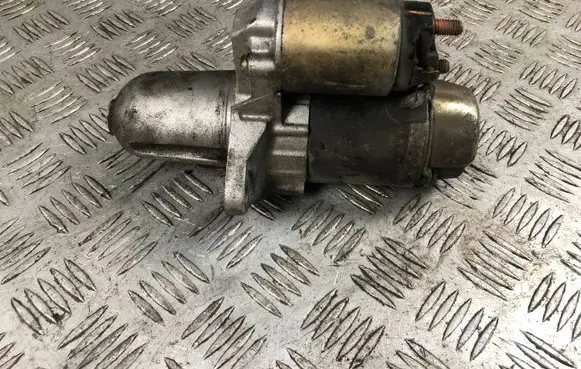 Subaru Legacy Starter motor 23300AA450 M000T30471