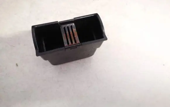 Land Rover Freelander Car ashtray awr5497