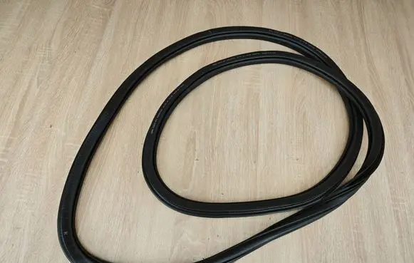 Audi A4 S4 B9 Front door rubber seal 8W0831721