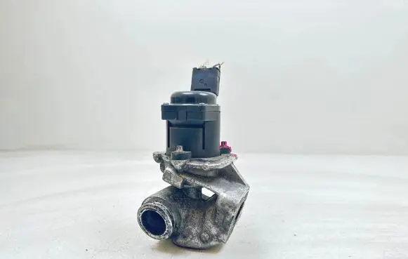 Ford Fusion EGR valve H0250816U