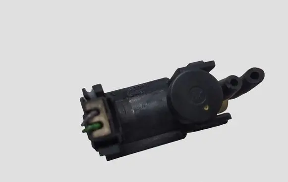 Hyundai i40 Turbo solenoid valve 351202A900