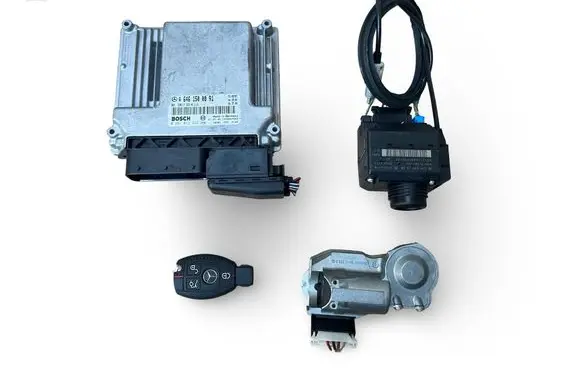Mercedes-Benz C W203 Engine ECU kit and lock set 0281012222 A6461500091