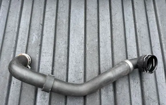 Volvo S90, V90 Engine coolant pipe/hose 31474845