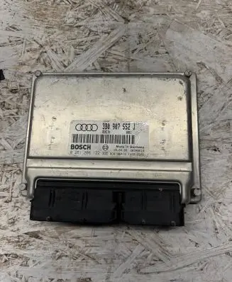 Audi A4 S4 B5 8D Engine control unit/module 3B0907552J 28SA5614 0261206122