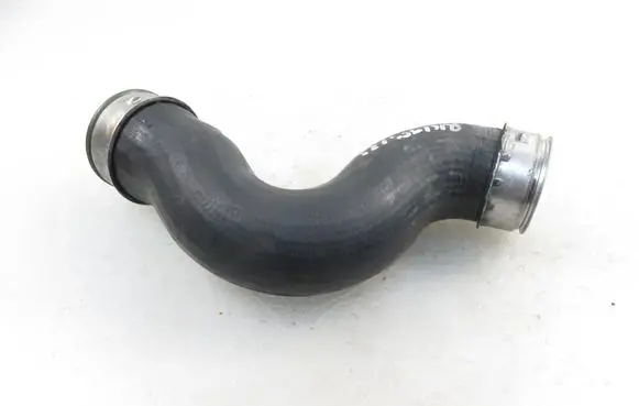Volkswagen Touran I Intercooler hose/pipe 