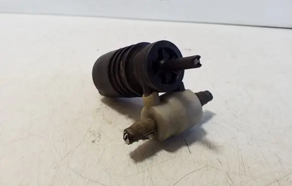 Opel Zafira A Windscreen/windshield washer pump