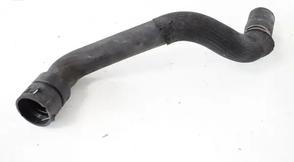 Land Rover Freelander 2 - LR2 Engine coolant pipe/hose 