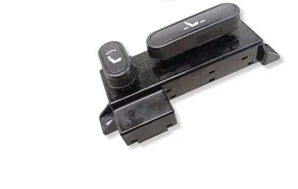Hyundai Santa Fe Seat control switch 886212B100