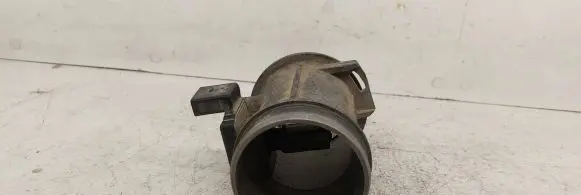 Audi A6 S6 C5 4B Mass air flow meter AFH7025C 08702