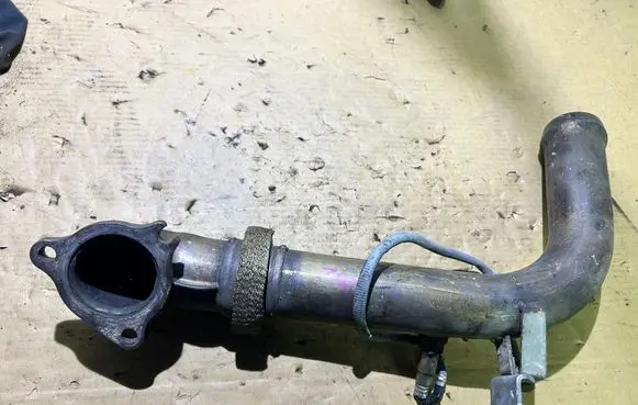 Mercedes-Benz Vito Viano W639 Exhaust gas pipe 0065424918