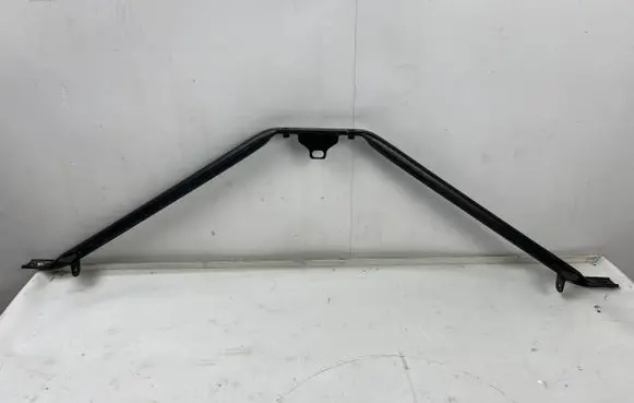 BMW 5 E60 E61 Radiator support slam panel bracket 10031013 17060409 7033745