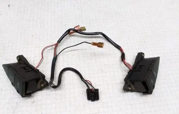Ford Mondeo Mk III Steering wheel buttons/switches 1S7T9E740AD