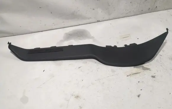 Mercedes-Benz C W204 Dashboard trim A2046890639