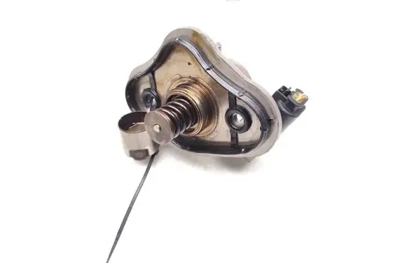 BMW 3 E92 E93 Fuel injection high pressure pump 7562473