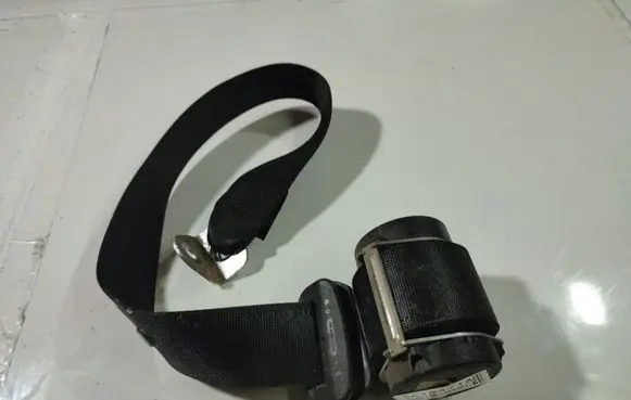 Opel Zafira B Rear seatbelt 13242