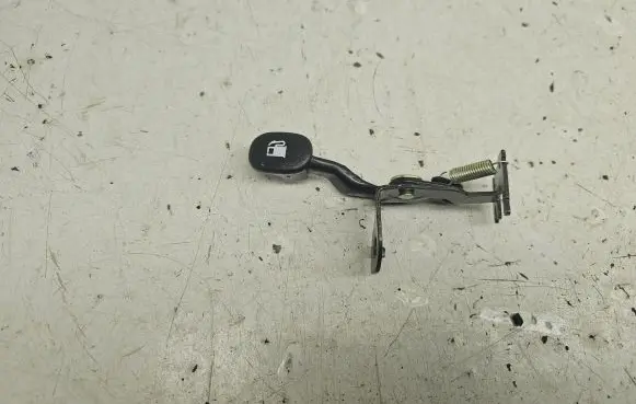 Hyundai ix35 Fuel cap release pull handle 