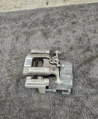 Citroen Berlingo Rear brake caliper 9819059480 0204L69450