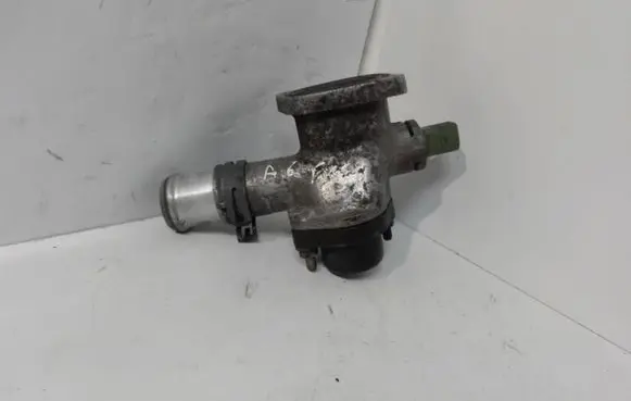 Audi A6 S6 C5 4B Engine coolant pipe/hose 038121133A