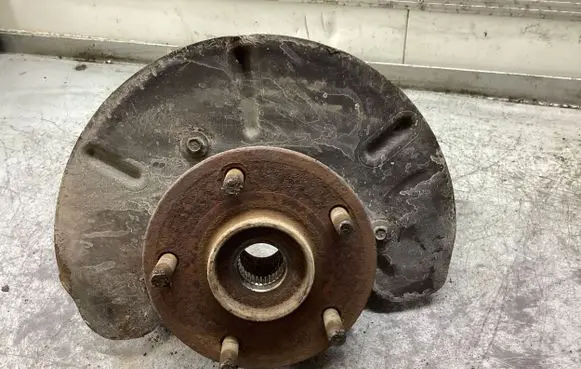 Dodge Journey Front wheel hub