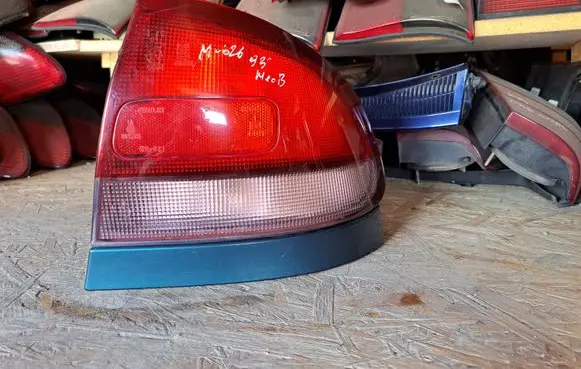 Mazda 626 Rear/tail lights 0431392R 0431392