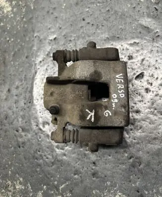 Toyota Verso Rear brake caliper