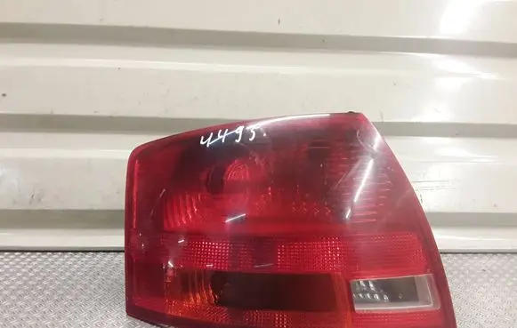 Audi A4 S4 B7 8E 8H Rear/tail lights 8E9945095E